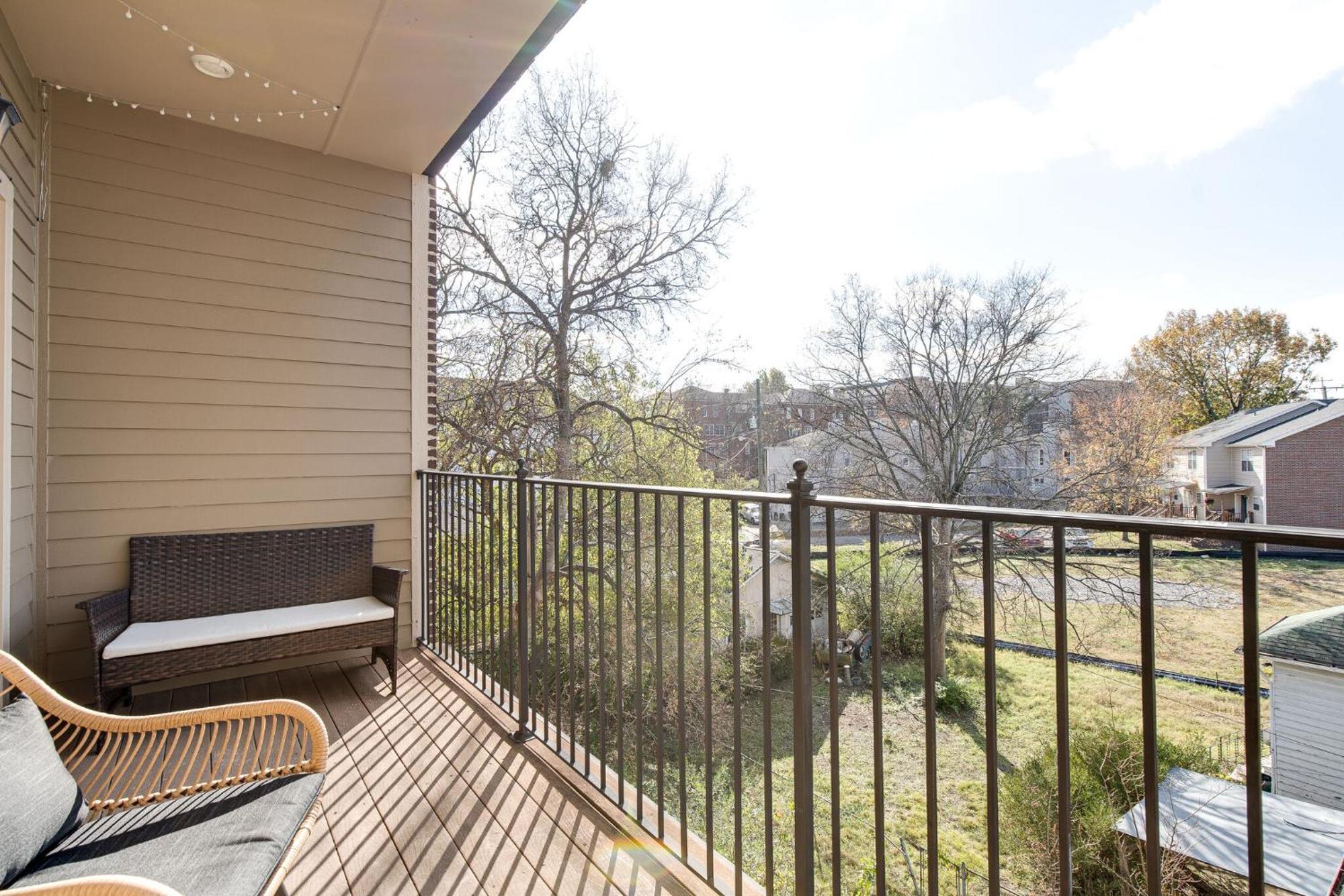 Ferienwohnung The Celebrity - Minutes To Broadway With A Balcony Nashville Exterior foto